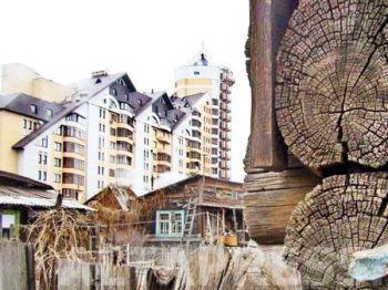 В Тюменской области активно расселяют аварийные дома