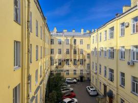 В Уренгое работникам вручили ключи от квартир